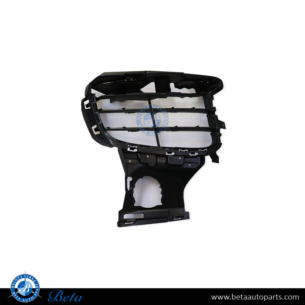 Right Side Fog Lamp Cover Basic for Porsche Cayenne 2015-2017 models, Part Number 95850568240 Right Side Fog Lamp Cover Basic for Porsche Cayenne 2015-2017 models, Part Number 95850568240